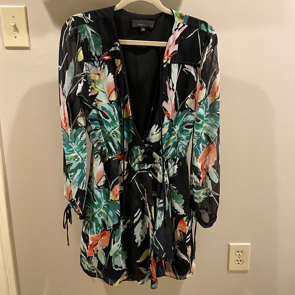 Adelyn Rae long sleeve dress